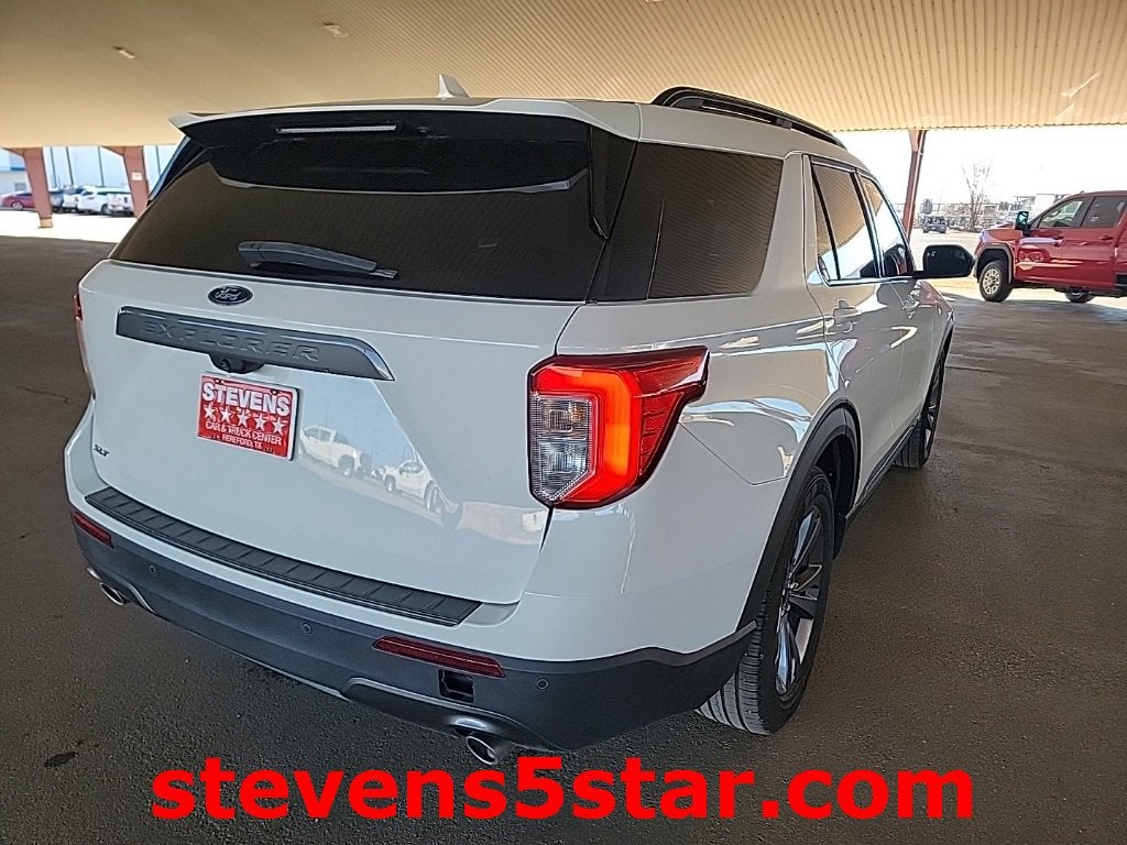 2022 Ford Explorer XLT