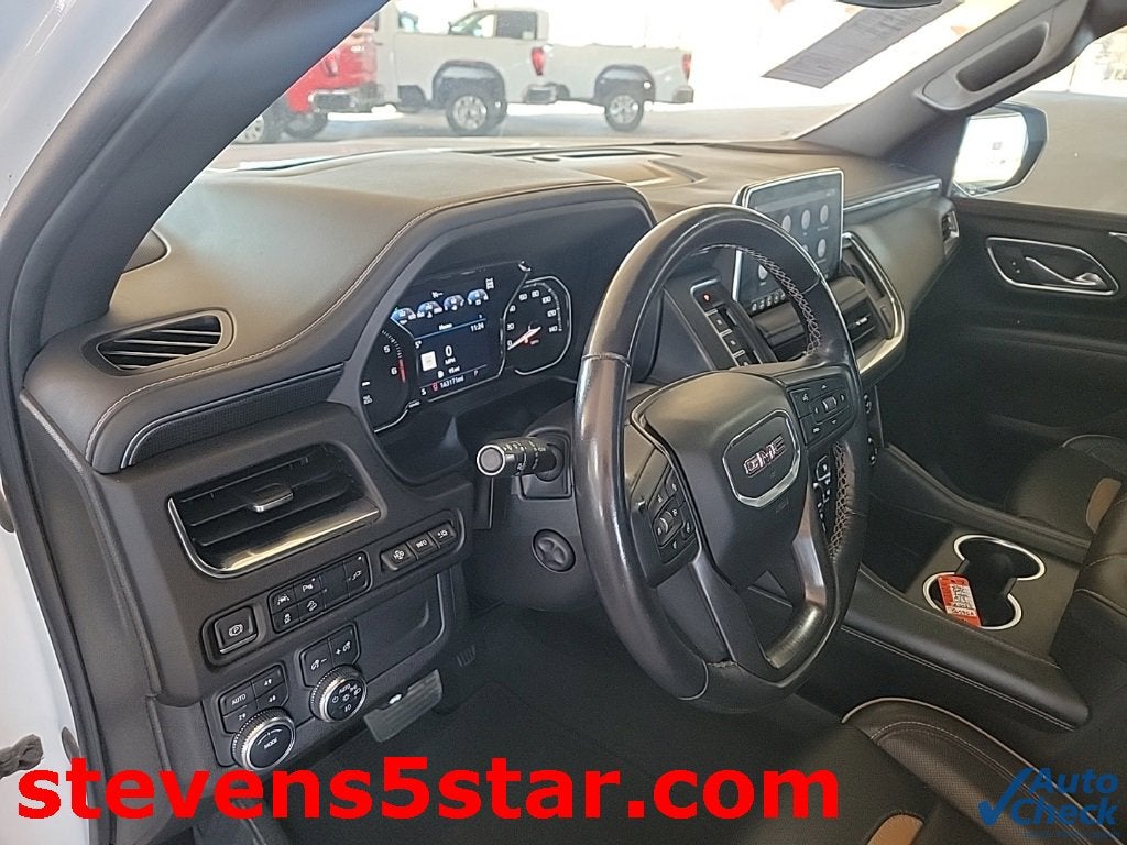 2021 GMC Yukon XL AT4