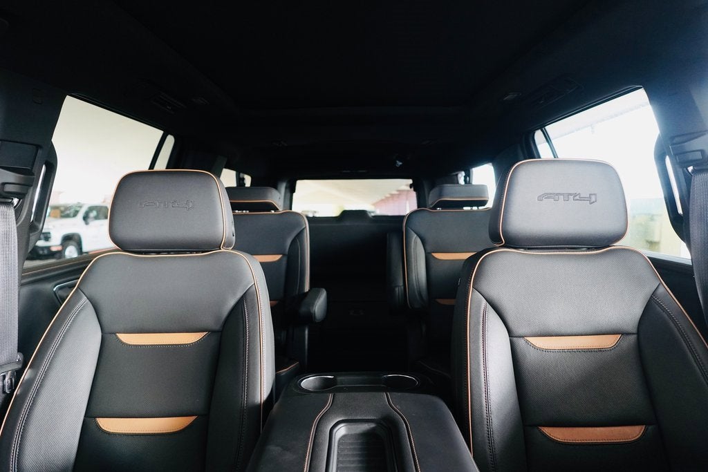 2023 GMC Yukon XL AT4