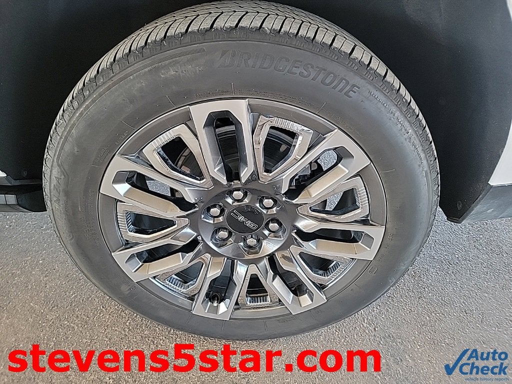 2024 GMC Yukon XL Denali Ultimate