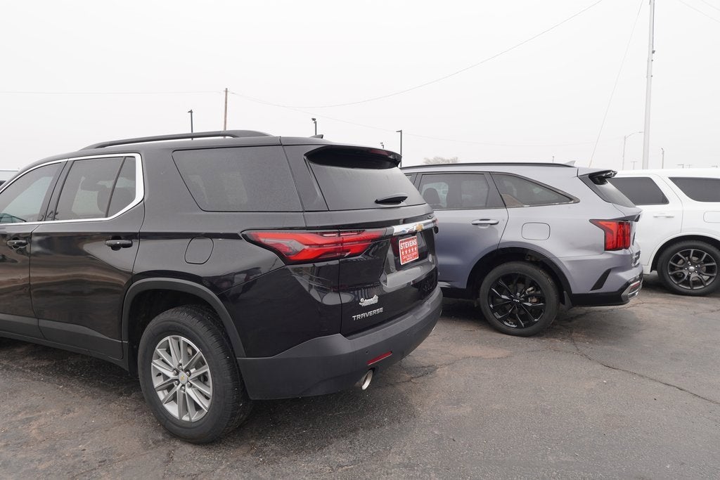 2022 Chevrolet Traverse LT Cloth