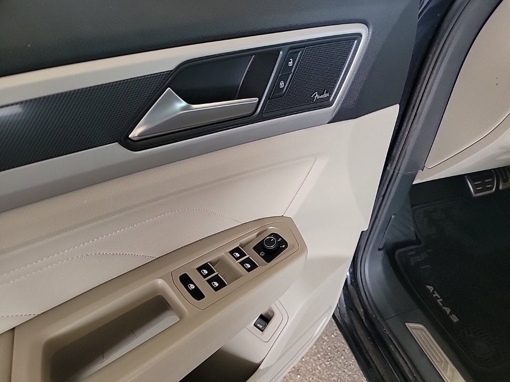 2022 Volkswagen Atlas 3.6L V6 SEL Premium R-Line