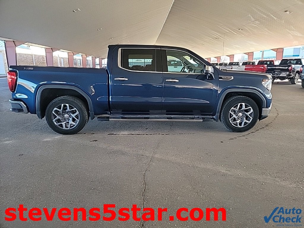 2023 GMC Sierra 1500 SLT