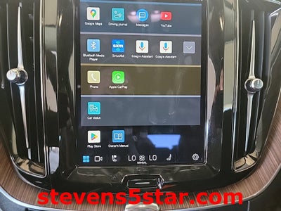 2022 Volvo XC60 Momentum