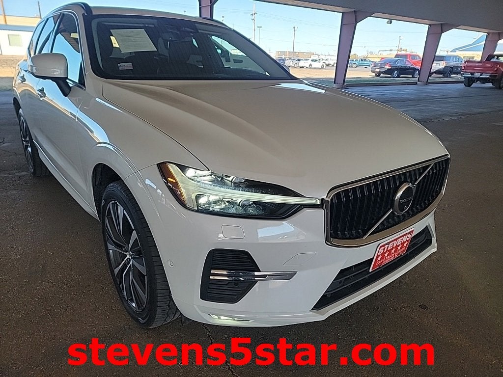 2022 Volvo XC60 Momentum