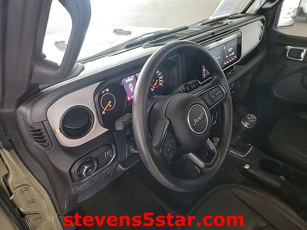 2025 Jeep Wrangler Sport