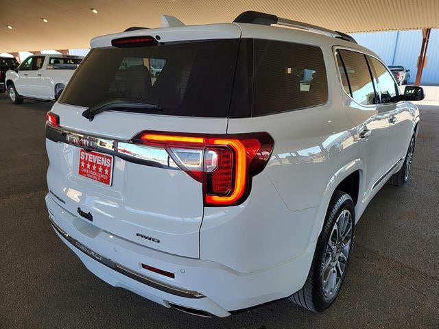 2023 GMC Acadia Denali