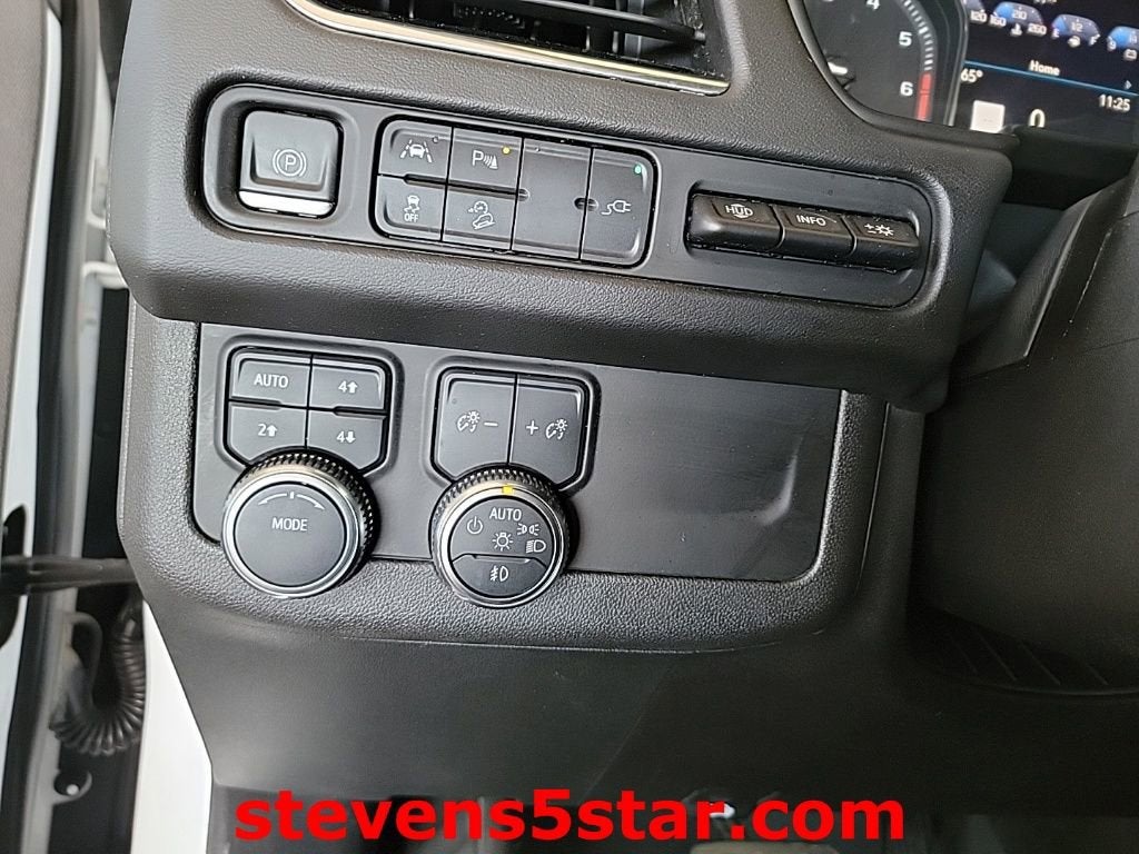 2021 GMC Yukon XL AT4