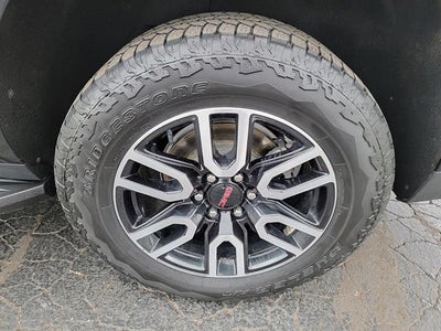 2024 GMC Yukon XL AT4