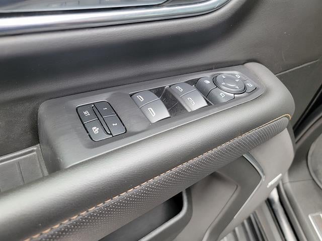 2024 GMC Yukon XL AT4
