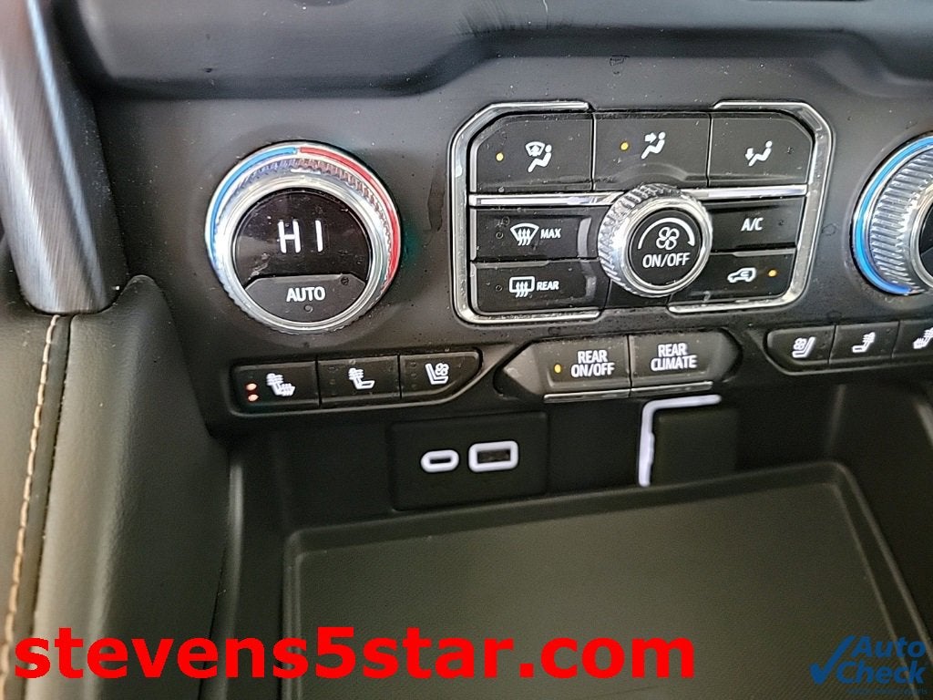 2023 GMC Yukon XL AT4