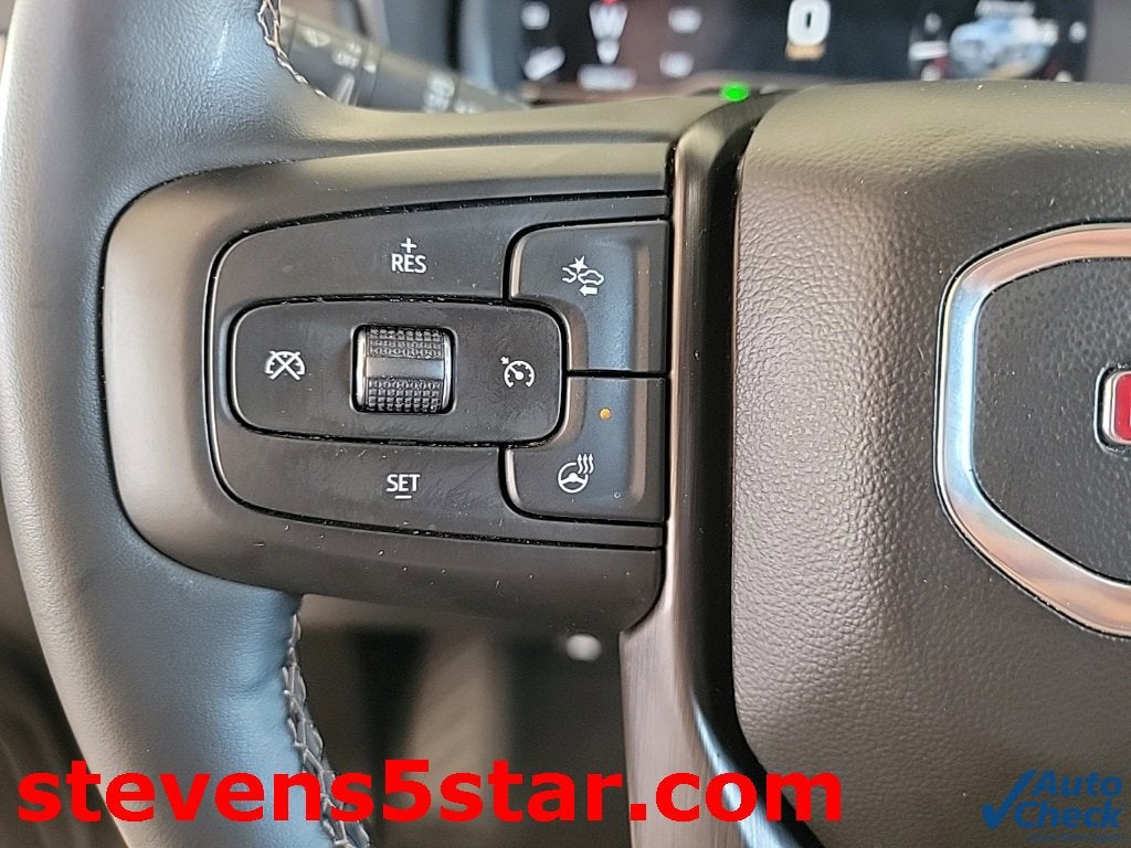 2023 GMC Yukon XL AT4