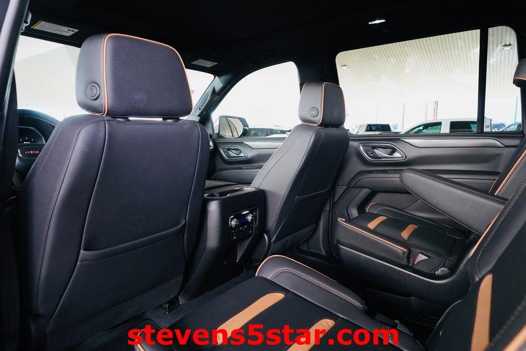 2023 GMC Yukon XL AT4