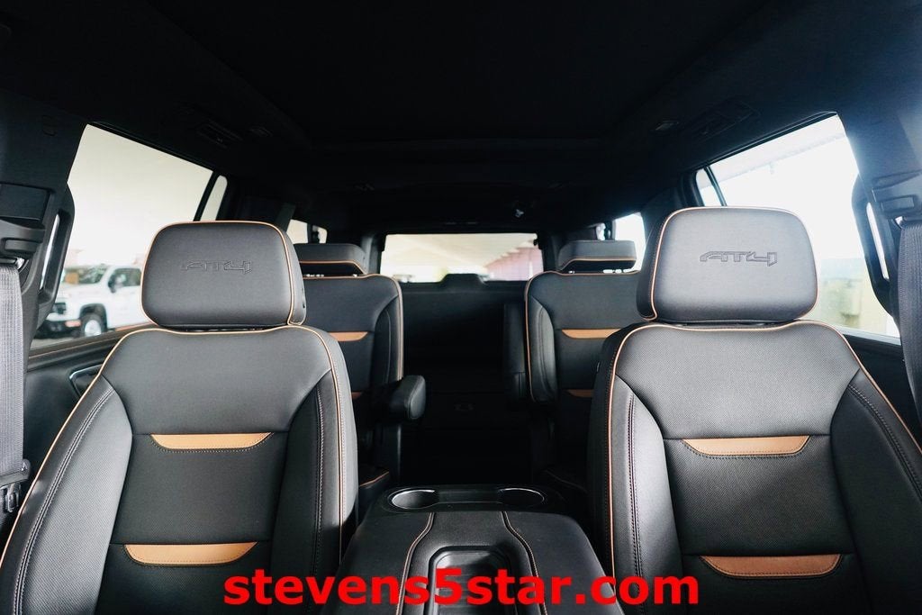 2023 GMC Yukon XL AT4