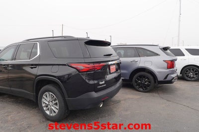 2022 Chevrolet Traverse LT Cloth