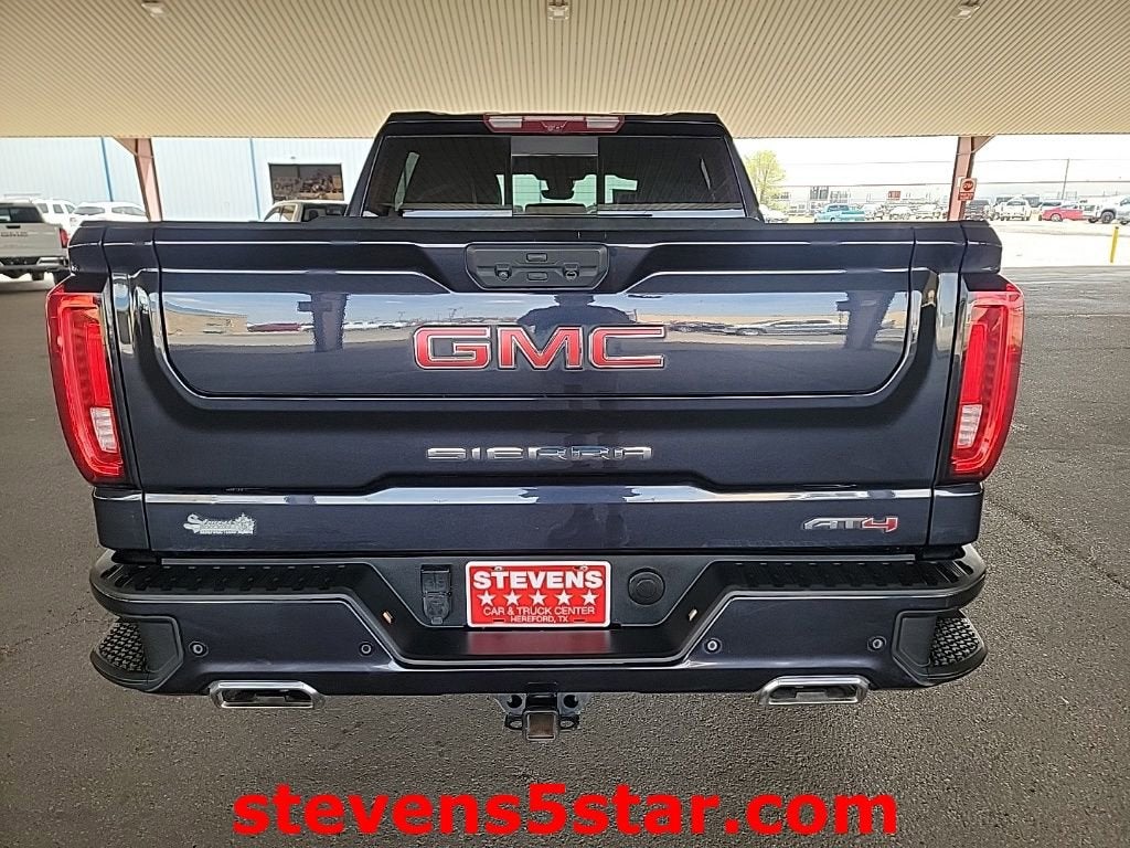 2023 GMC Sierra 1500 AT4