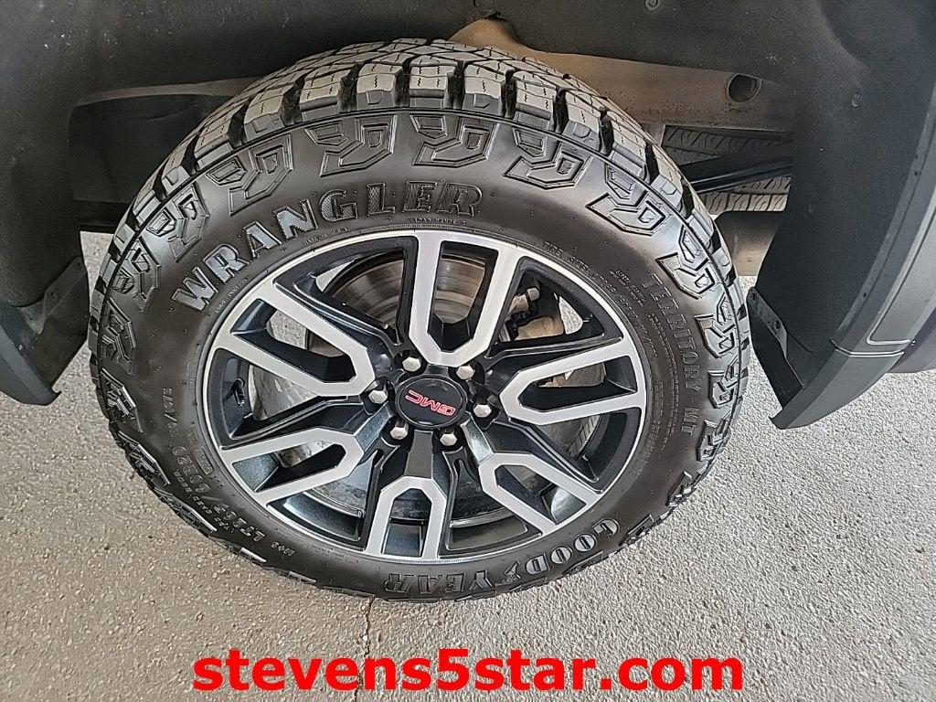 2023 GMC Sierra 1500 AT4