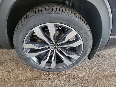 2022 Volkswagen Atlas 3.6L V6 SEL Premium R-Line