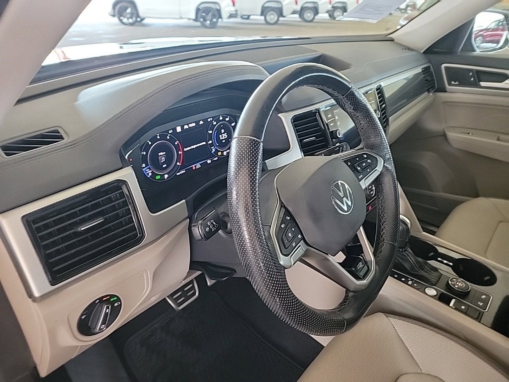 2022 Volkswagen Atlas 3.6L V6 SEL Premium R-Line