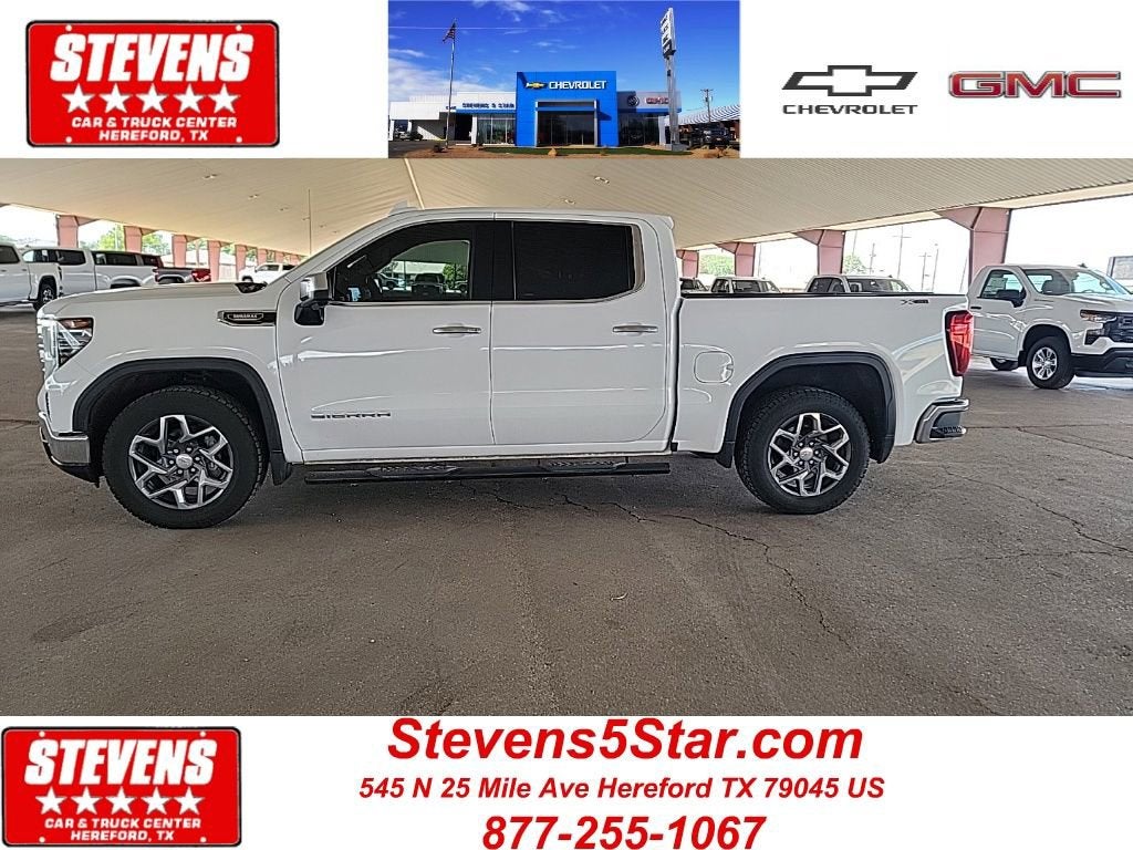 2022 GMC Sierra 4WD Crew Cab Short Box SLT's photo